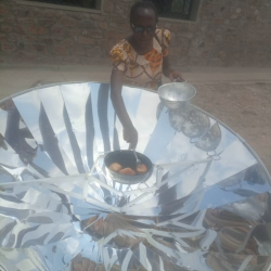 CEM Gitaba Teachers Test Traditional Recipes with Solar Cooking